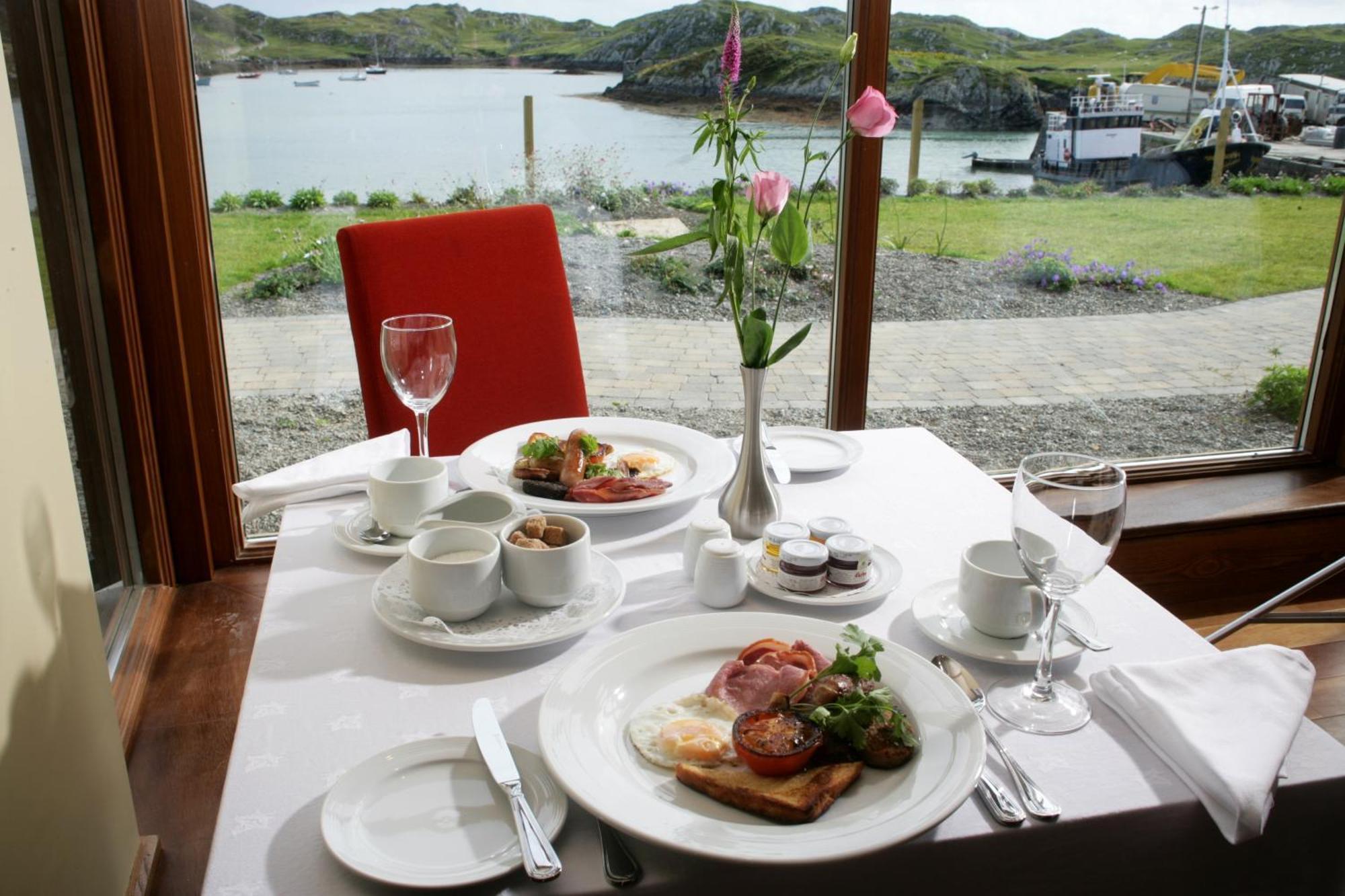 Inishbofin House Hotel Exterior photo