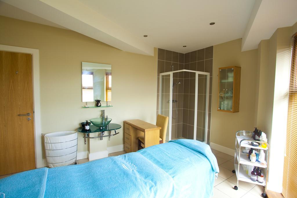 Inishbofin House Hotel Exterior photo